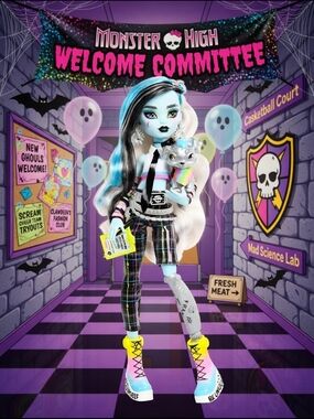 🐩♡Monster High Frankie Stein Doll, Welcome Committee Set with 15 Accessories